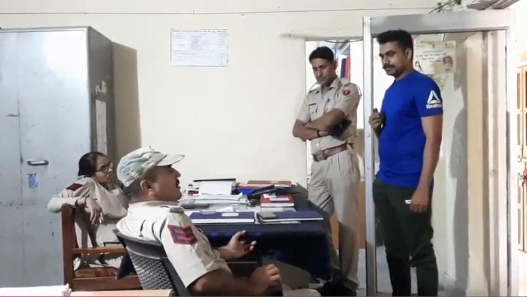 Navy jawan cheated of 80 thousand rupees case registered in Churu