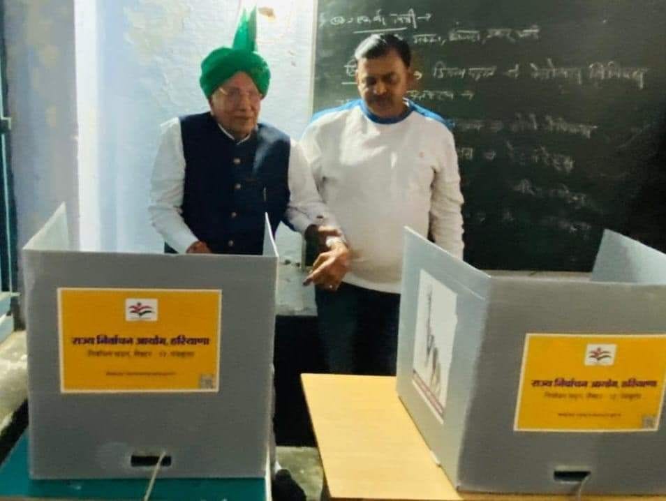 Voters become lucky: slow in the morning, speed caught in the afternoon, 73 percent voting