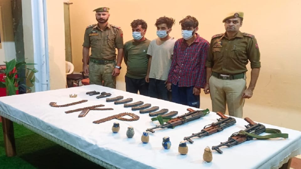 jammu kashmir: Weapons hidden in oil tanker recovered, three Jaish helpers arrested