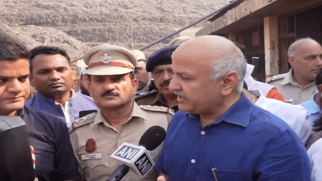 Delhi : ED claims  more than 290 crore criminal income was earned from liquor scam