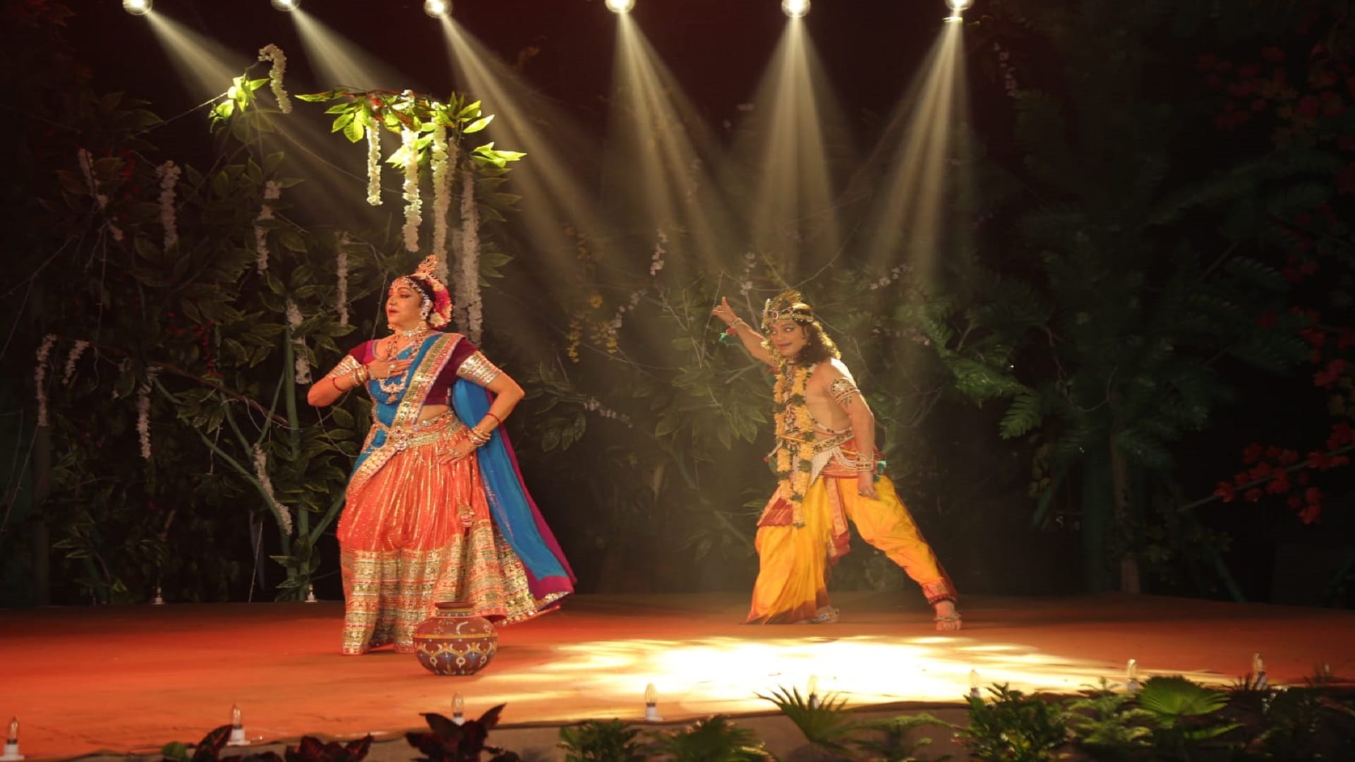 Hema Malini did Maharas in the city of Kanha