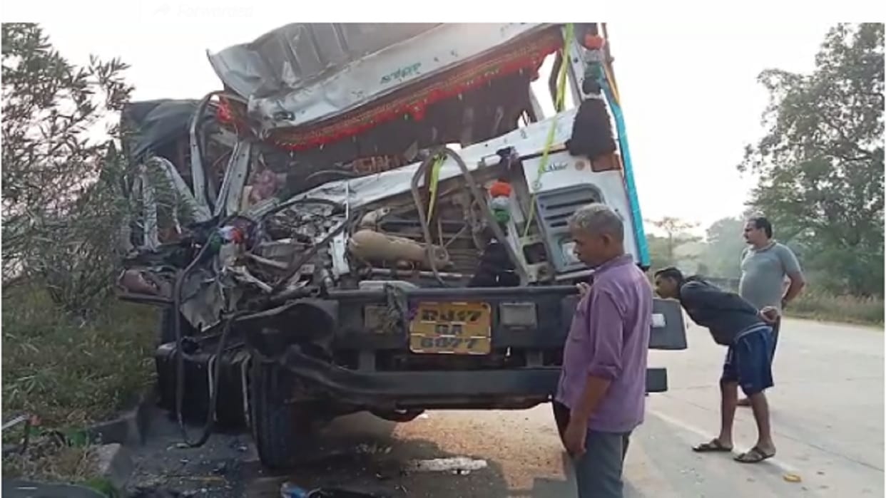 hiva driver dies due to trailer collision in chhattisgarh bilaspur