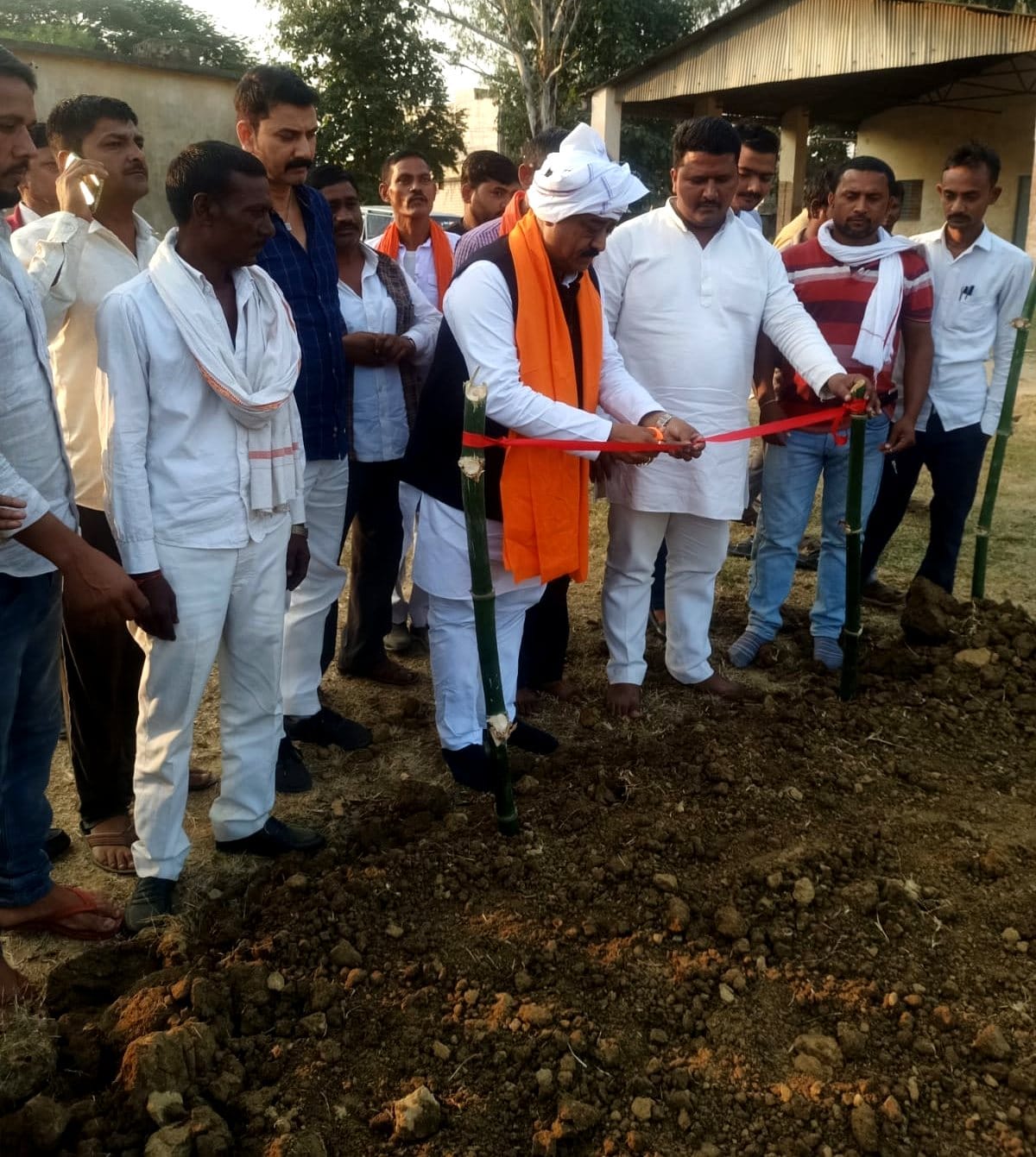 Hajipur Ramasare won 15 thousand wrestling