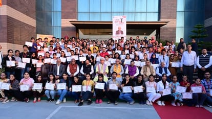 LG said - education is one who does not get entangled syllabus, teach students ask questions