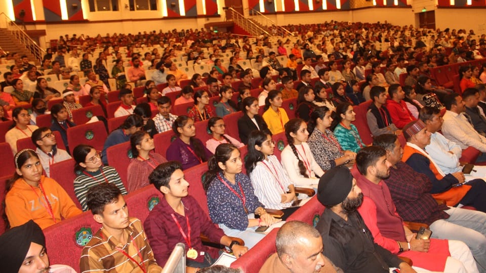 Amar Ujala Award Ceremony: Students adored on getting medals and certificates in Jammu