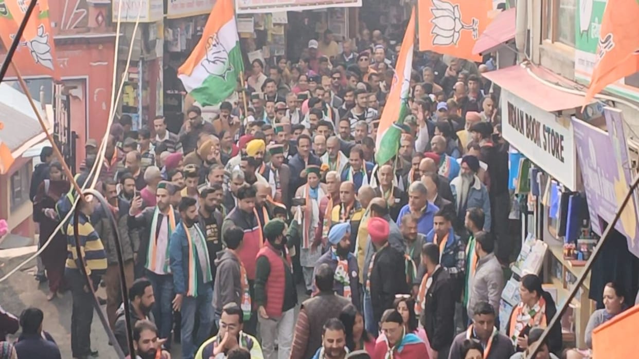 Himachal Election, Road show taken out in support of Congress candidate Janartha in Shimla