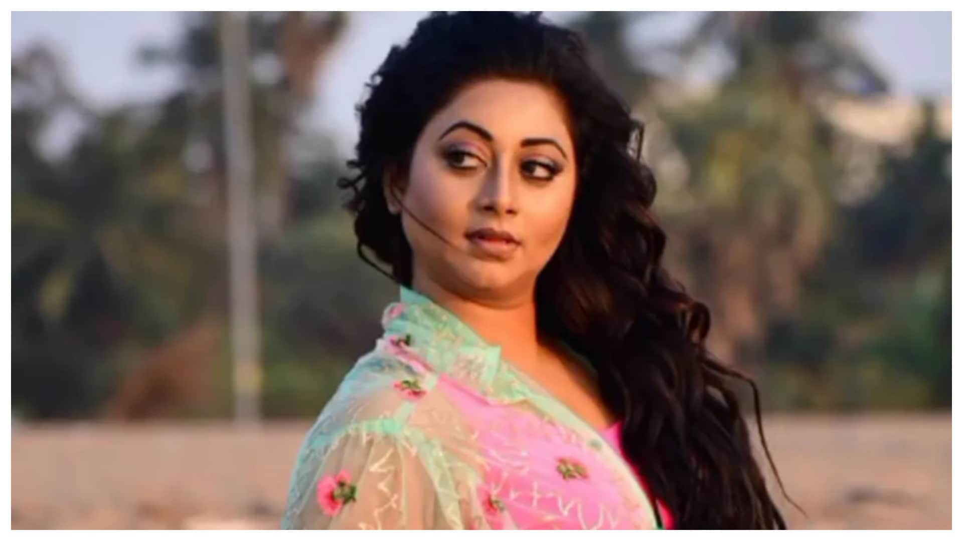Glory Mohanta Birthday: Know about Bhojpuri actress and dancer career and life story in Hindi