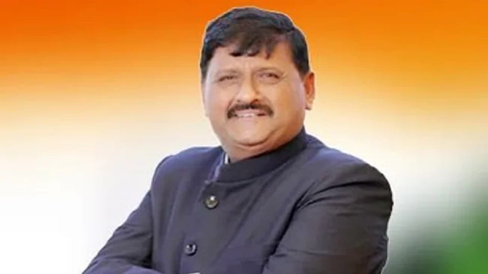 Gujarat Election 2022, kantilal amrutiya bjp to field former mla who- jumped into river