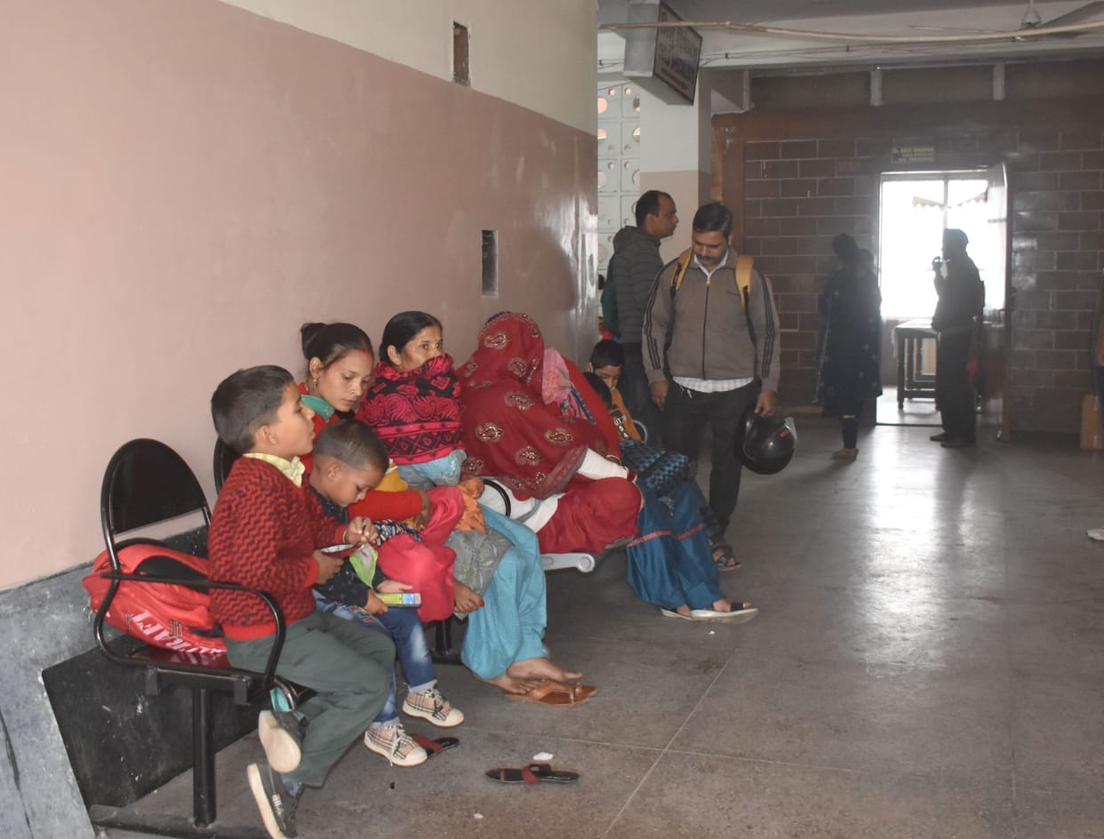 The doctors were cool in the meeting, the condition of the patients outside the OPD was battered