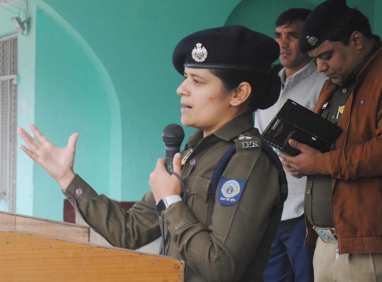 Today 3,000 police personnel will take care of security at polling stations