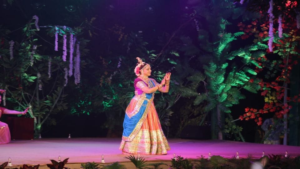 Hema Malini performs Maharas in Jawahar Bagh mathura
