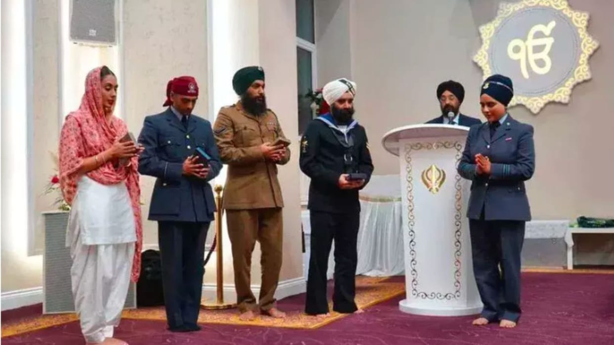 British Sikh military personnel get special tactical Nitnem Gutka Sahib prayer book
