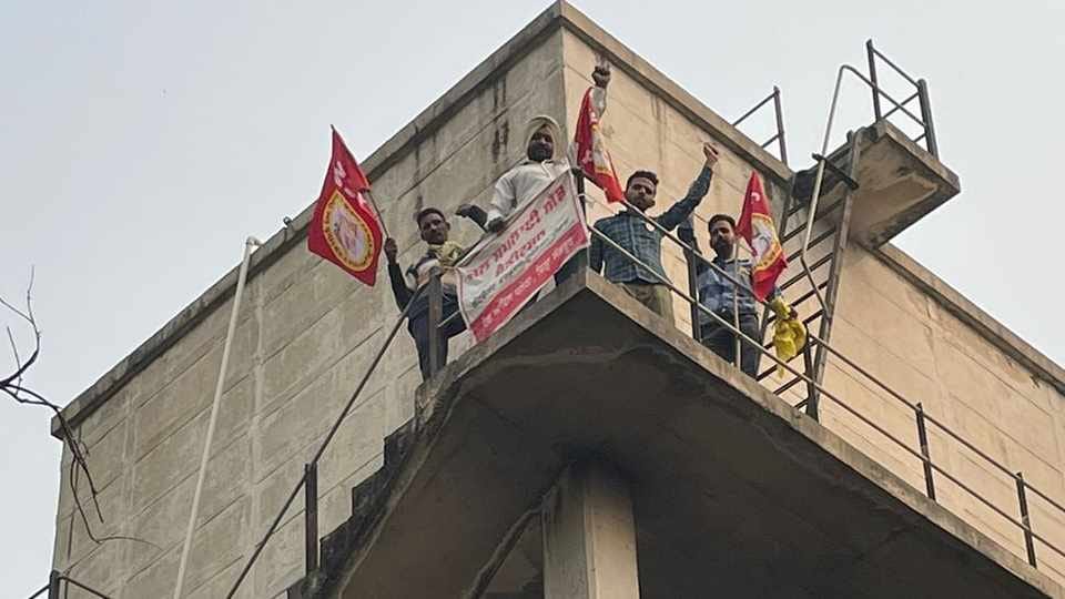 Water Supply and Sanitation Contract Workers Union climbing water tank of Sunam and Lehragaga