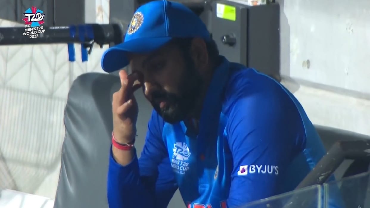 Indian Captain Rohit sharma started crying after T20 World Cup 2022, said we could not bear pressure