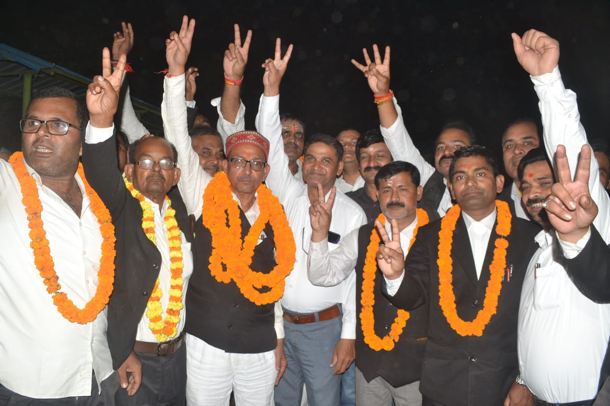 Maheep President and Chatur Shukla became General Secretary of Civil Bar
