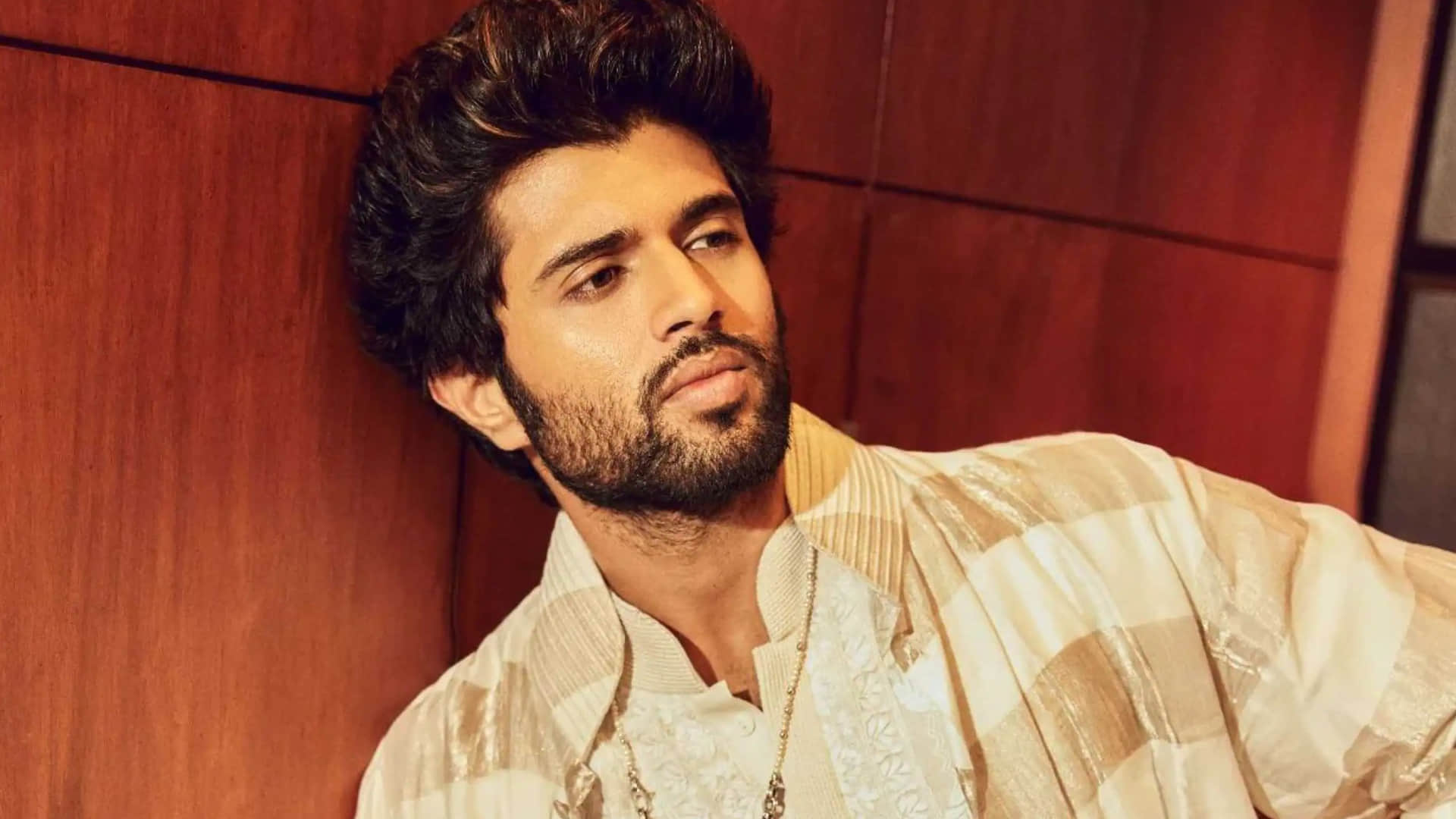 Enforcement Directorate Questioned south superstar Vijay Deverakonda about Liger Funding