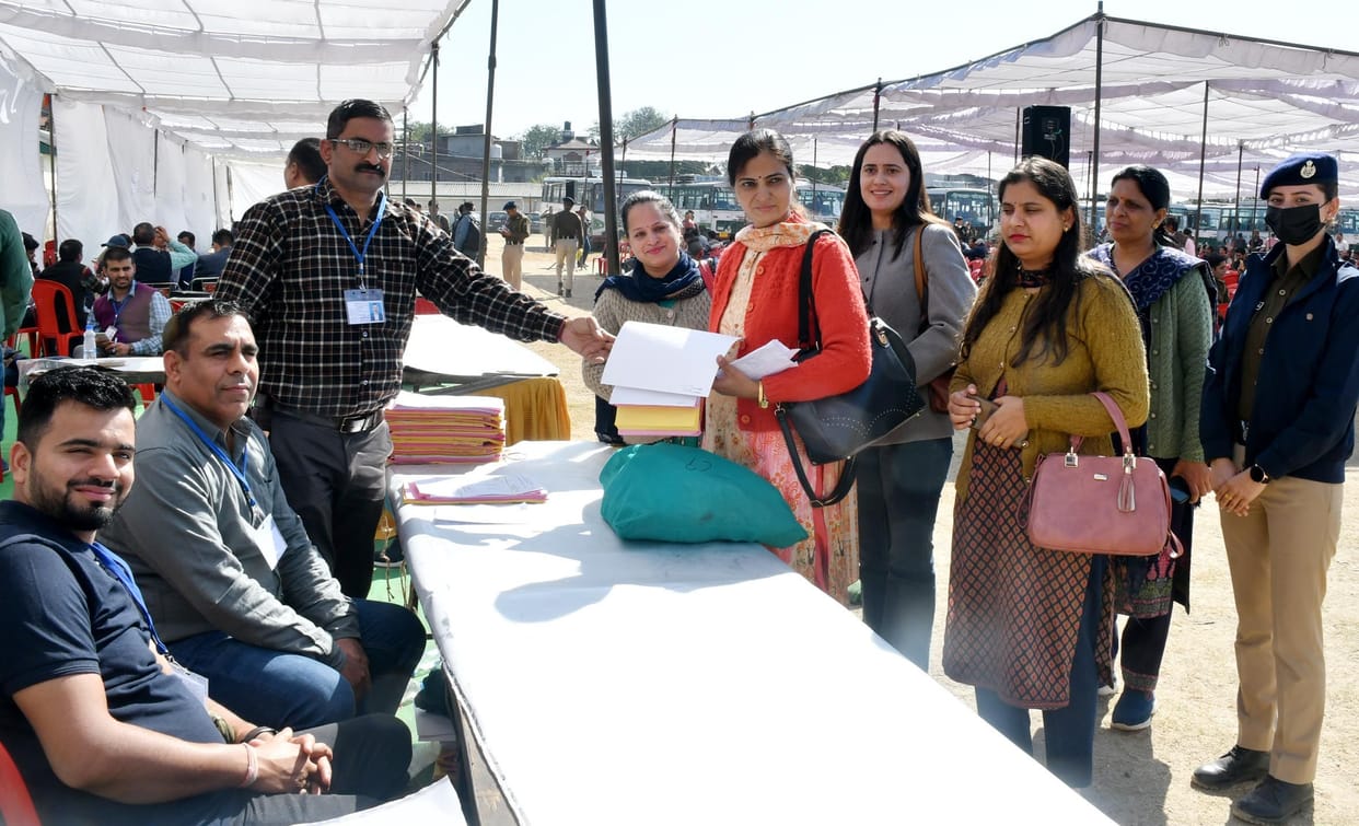 4,17,216 voters of the district will choose their favorite MLA