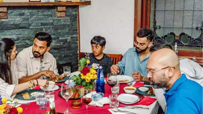 KL Rahul and Athiya Shetty dining with Virat Kohli, Rahul Dravid, Indian team in Adelaide; T20 World Cup Photo