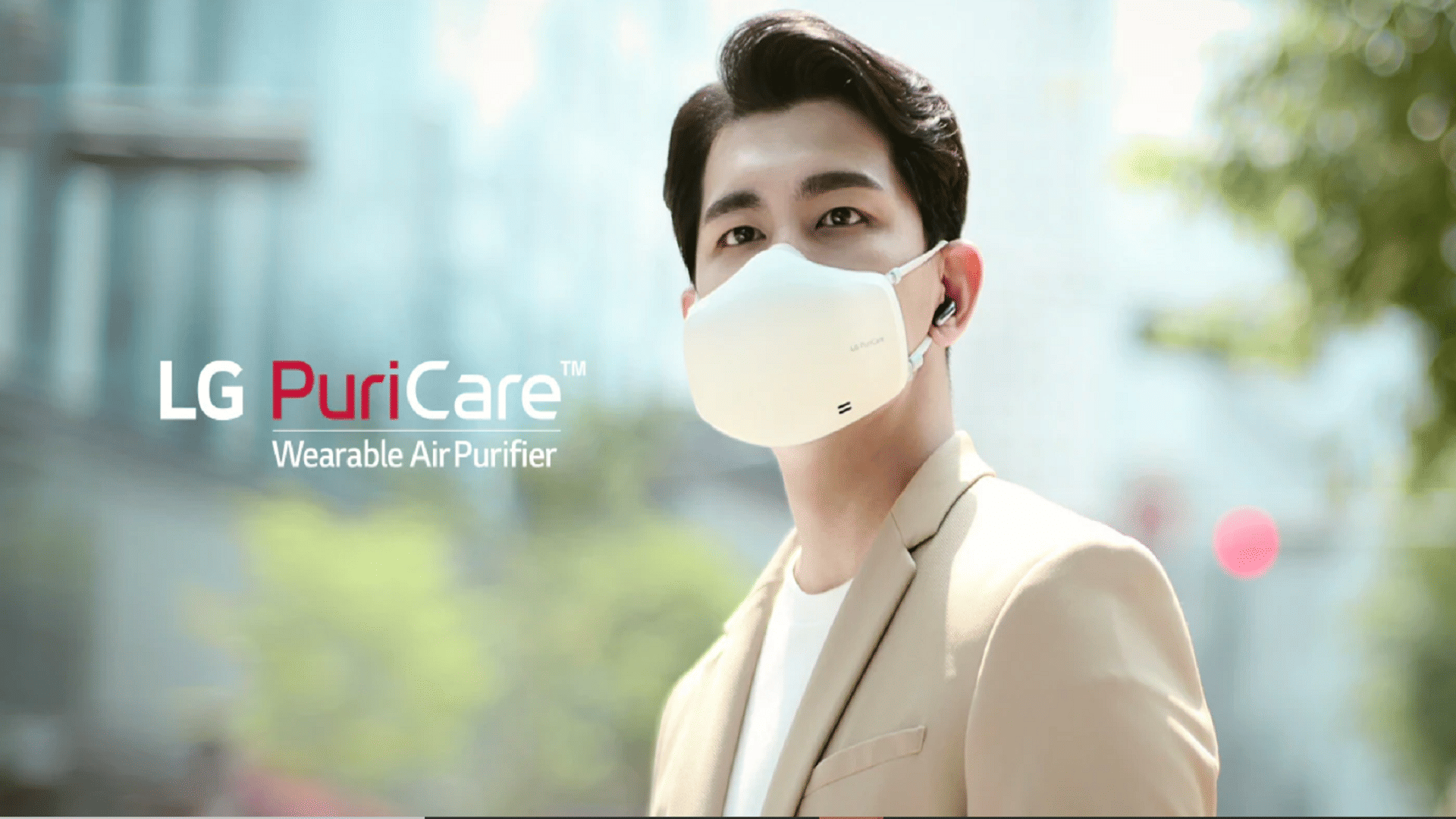 LG PuriCare Wearable Air Can protect you from air pollutions