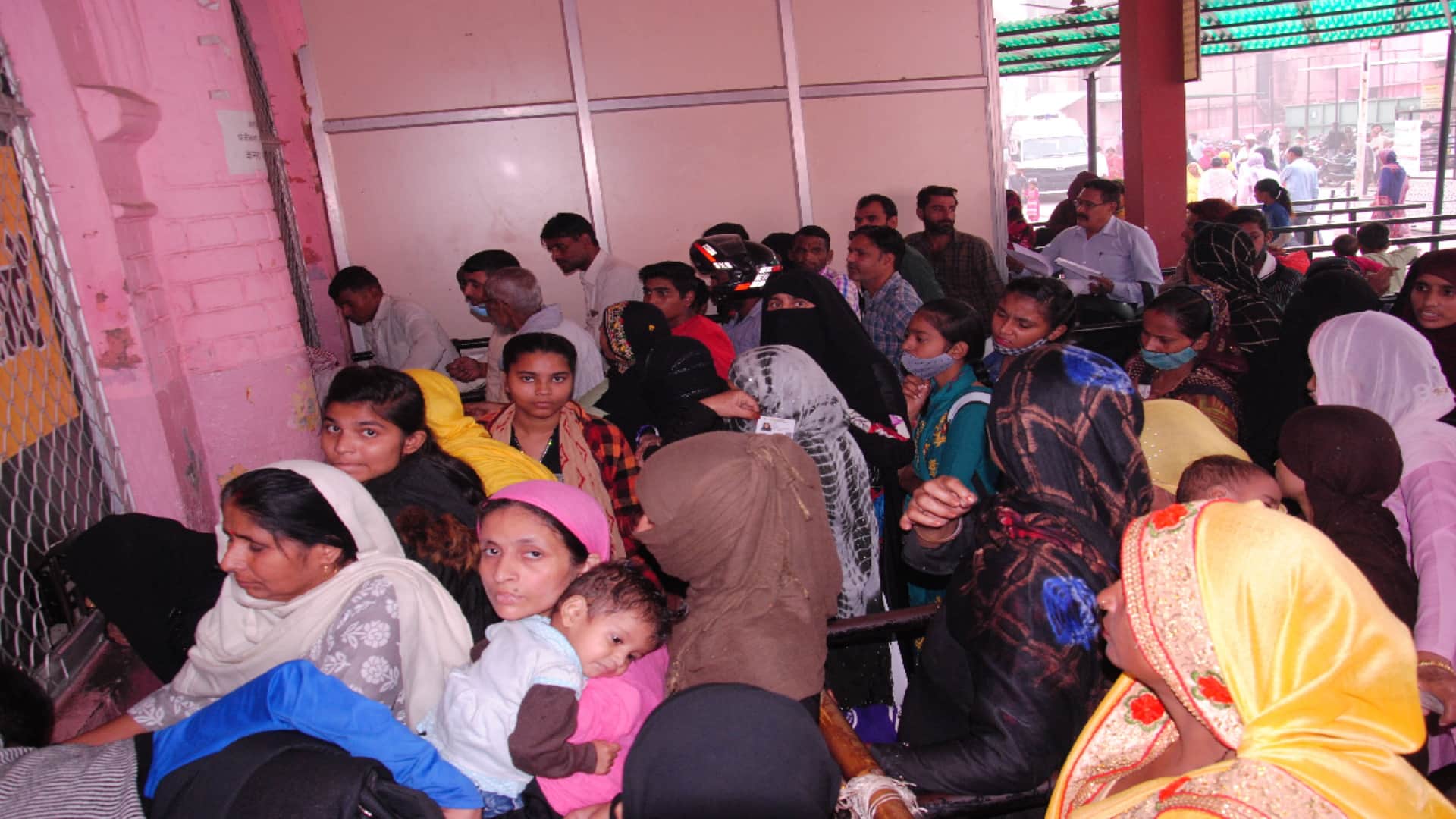 Meerut Every third person coughing 10 crore syrups sold in 40 days