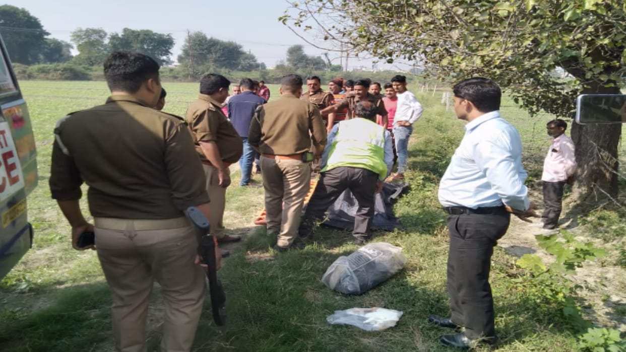 Dead body of youth found in irrigation drain on highway, fear of suicide