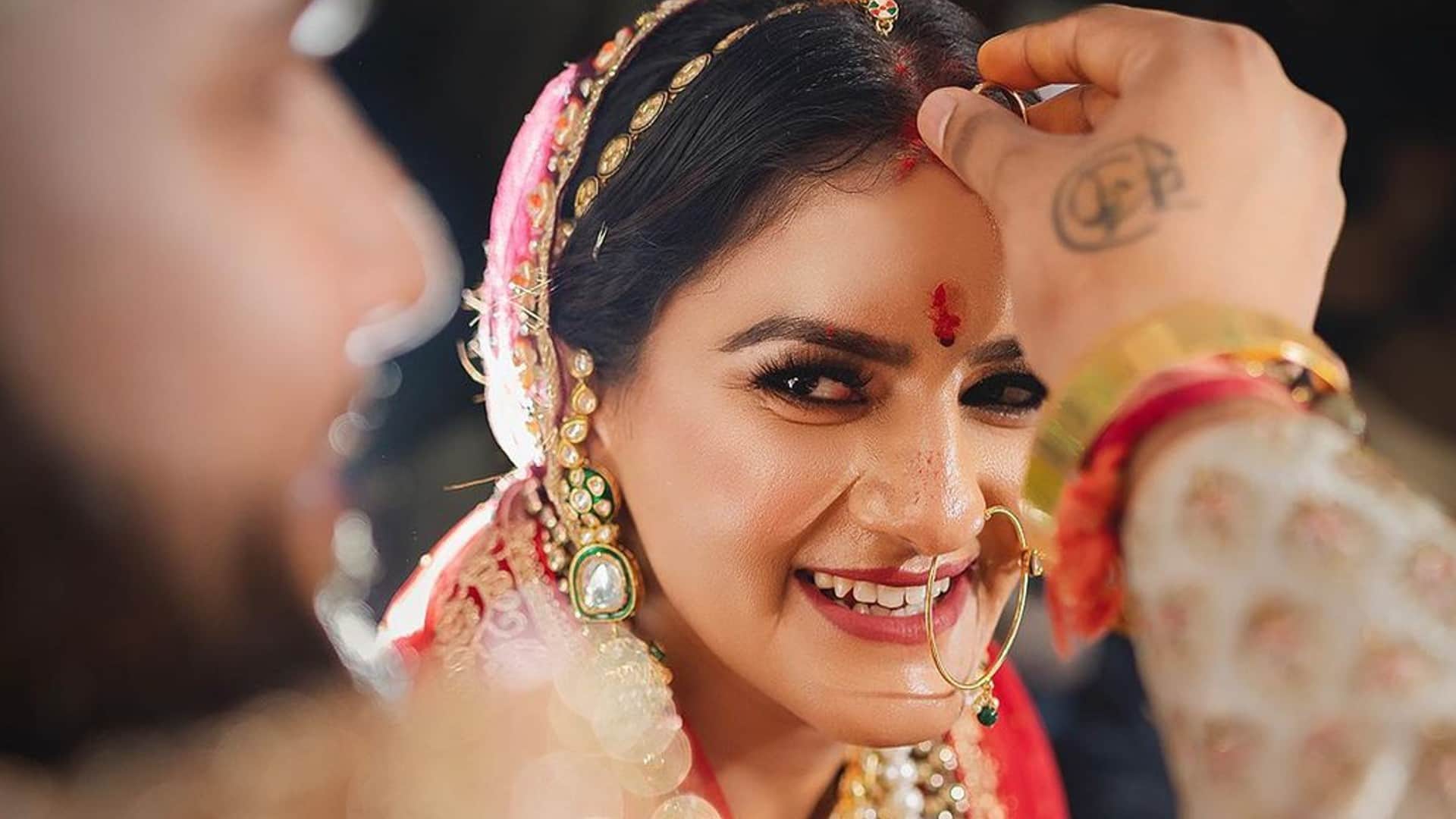 MMA fighter Ritu Phogat married Sachin Chhikara and shares Wedding Photo on social media