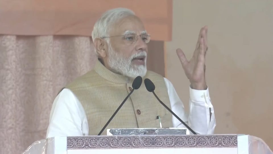 PM Modi Bengaluru Speech Today, Praise Vande Bharat Express train and Bharat Gaurav Kashi Express