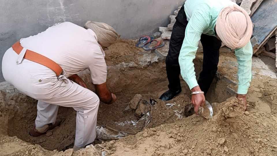 Man murdered in Abohar, case registered against wife and son