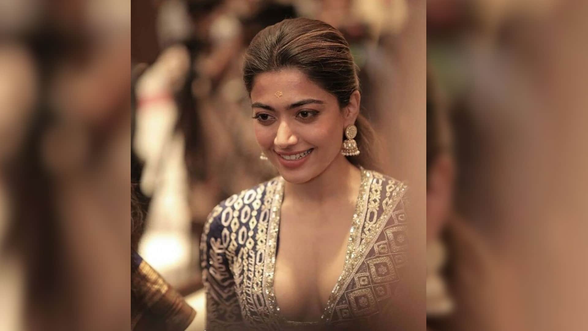 rashmika mandanna trolled for not watching Rishabh Shetty Kantara yet