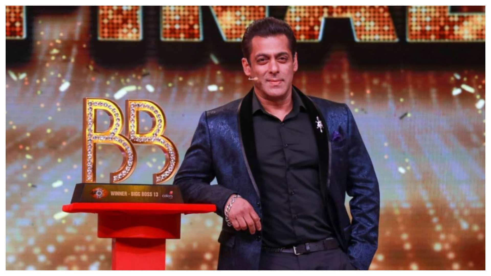 Bollywood Actor Salman Khan Aamir Khan Shah Rukh Khan Ajay Devgn Akshay Kumar Have Most 200 Crore Films