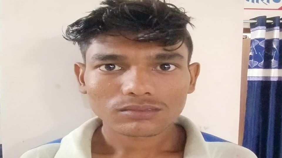 Undertrial prisoner absconding from hospital in Kawardha