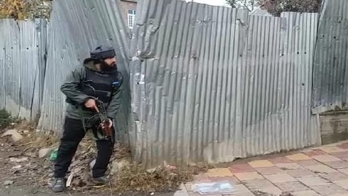 Encounter between army and terrorists in Shopian