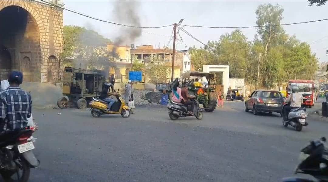 Bhopal News: Only Hamidia Road was brightened in the guidelines set by the CM