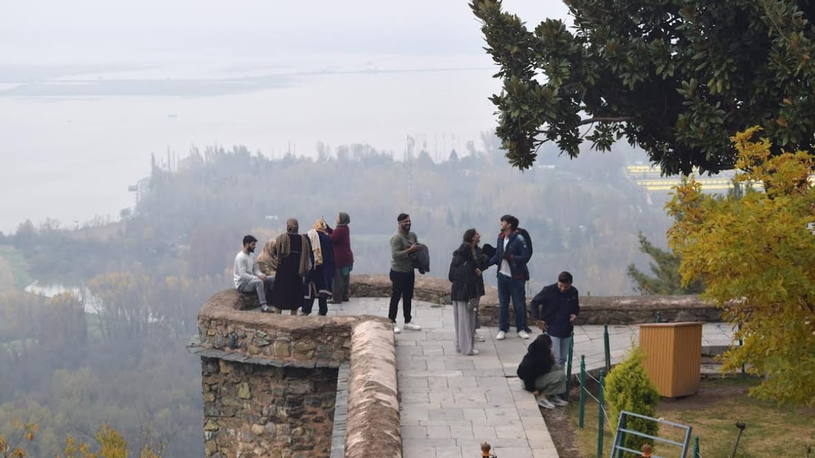 Autumn in Kashmir images began After snowfall on mountains, now red poplar leaves turned red