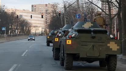 यूक्रेन को मदद भेज रहा अमेरिका