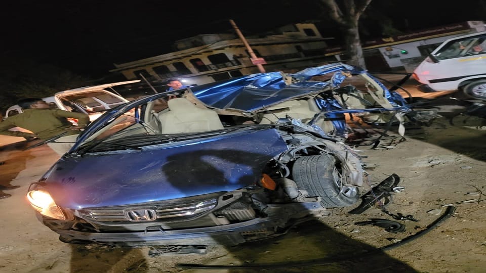 phone rang with the message of the death of three friends agra road accident story