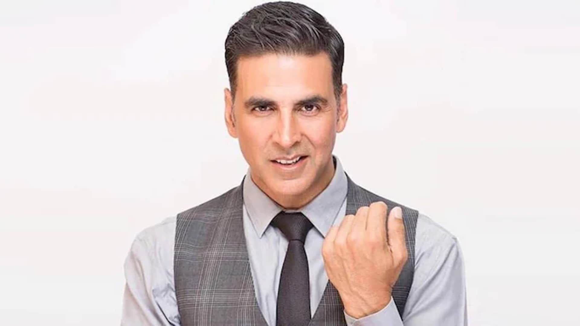 krk aka kamaal r khan took a dig at akshay kumar canadian citizenship