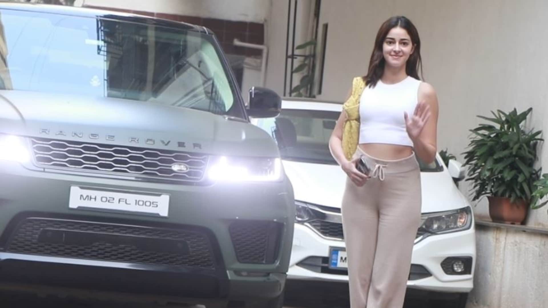 Bollywood Celebrities from kartik aaryan malaika arora ananya panday spotted on mumbai streets see pics here