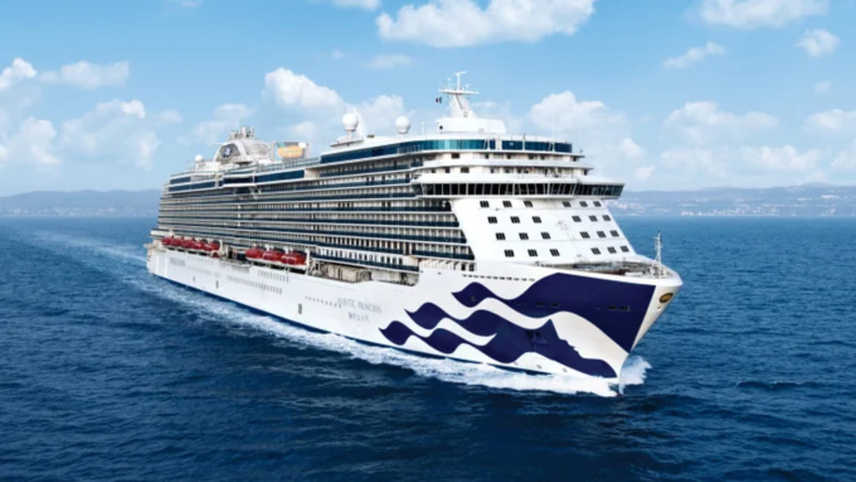 Australia 800 people covid 19 infected in cruise health authority said monitoring passengers