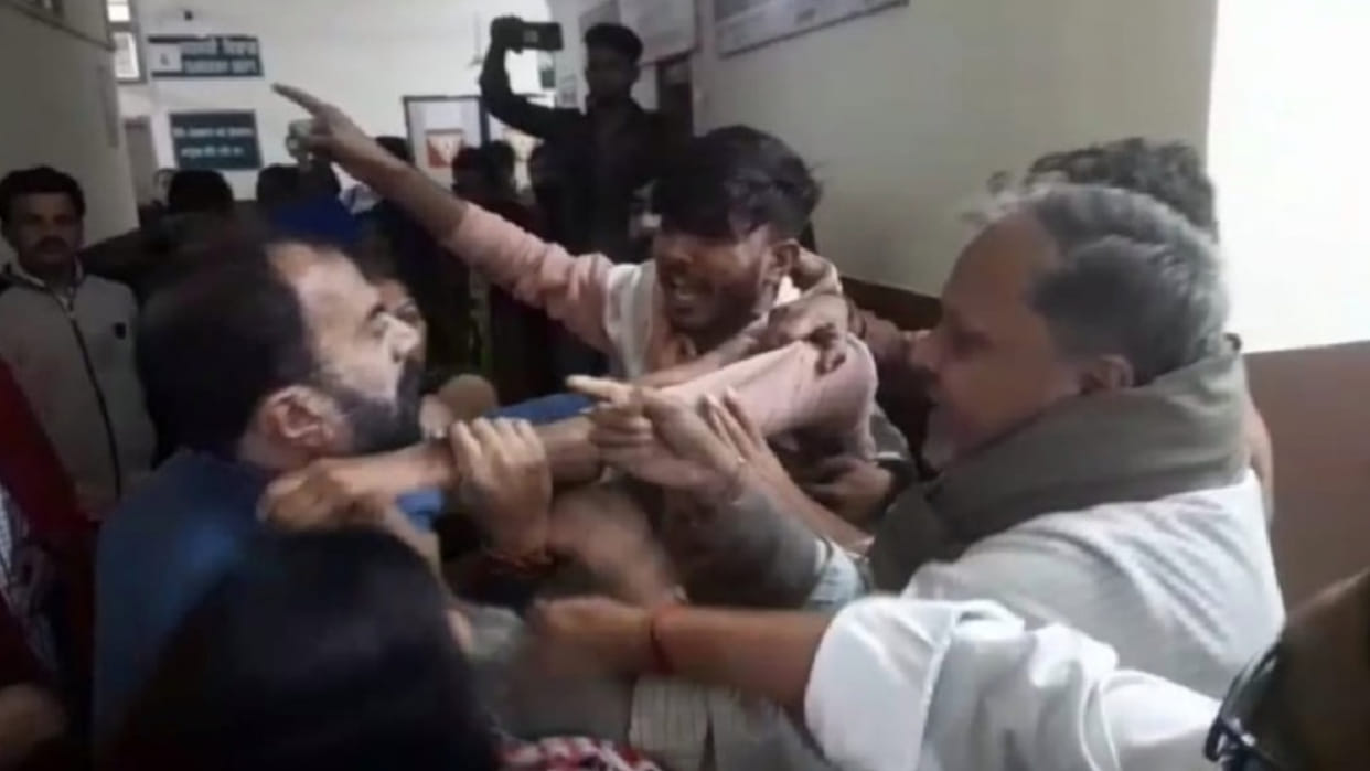 Ruckus in the hospital by the family members who were furious over the death of the patient in Phagwara