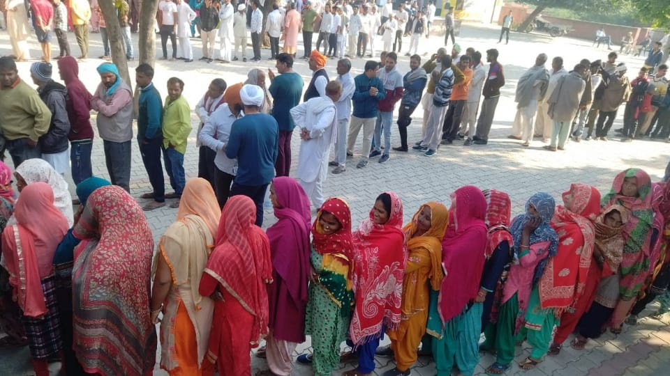 Haryana Panchayat Election 2022 Voting Updates Polling For Phase 2 Begins in 9 Districts News in Hindi
