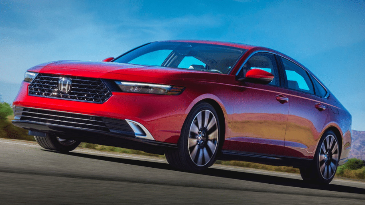 Honda introduced the new luxury sedan Accord, the best in terms of technology, looks and features