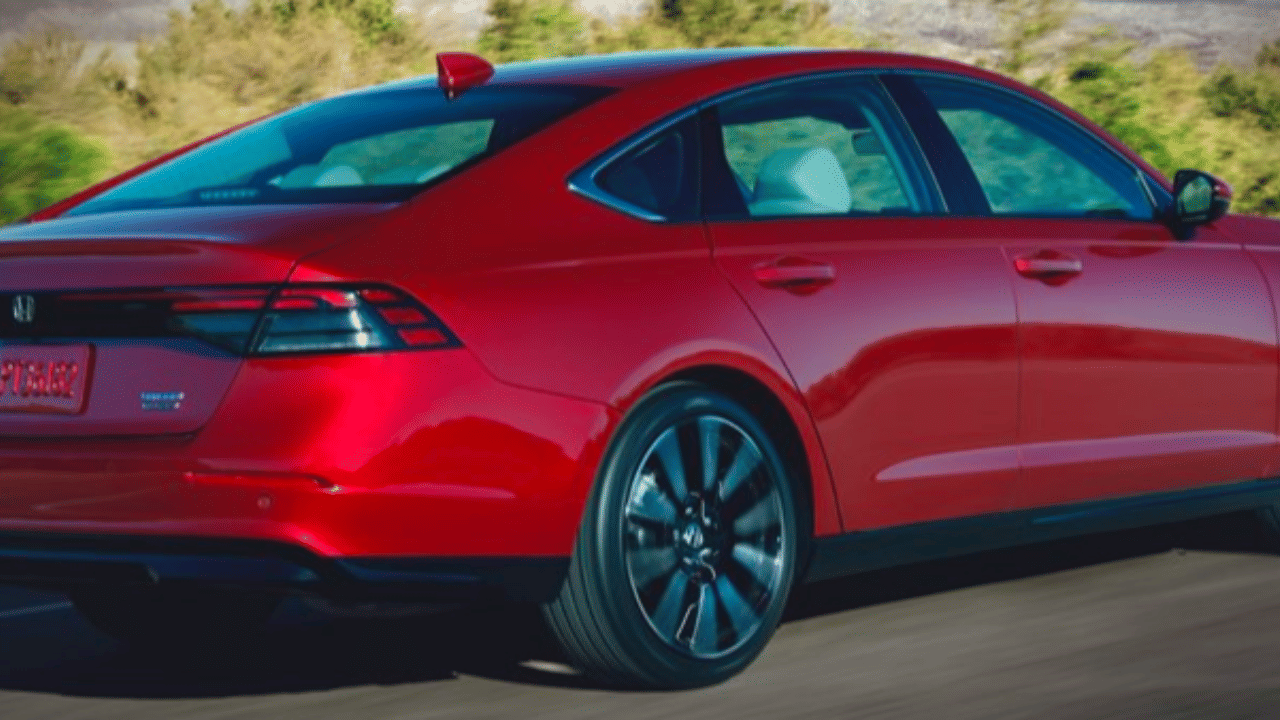 Honda introduced the new luxury sedan Accord, the best in terms of technology, looks and features