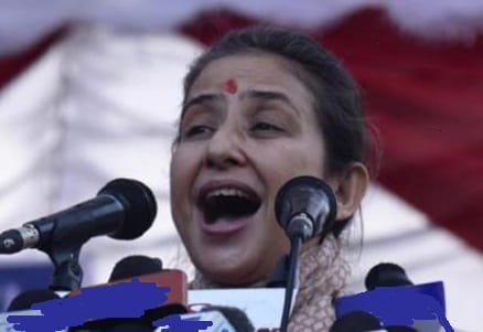 Actress Manisha Koirala campaigns in favor of RPP in Nepal