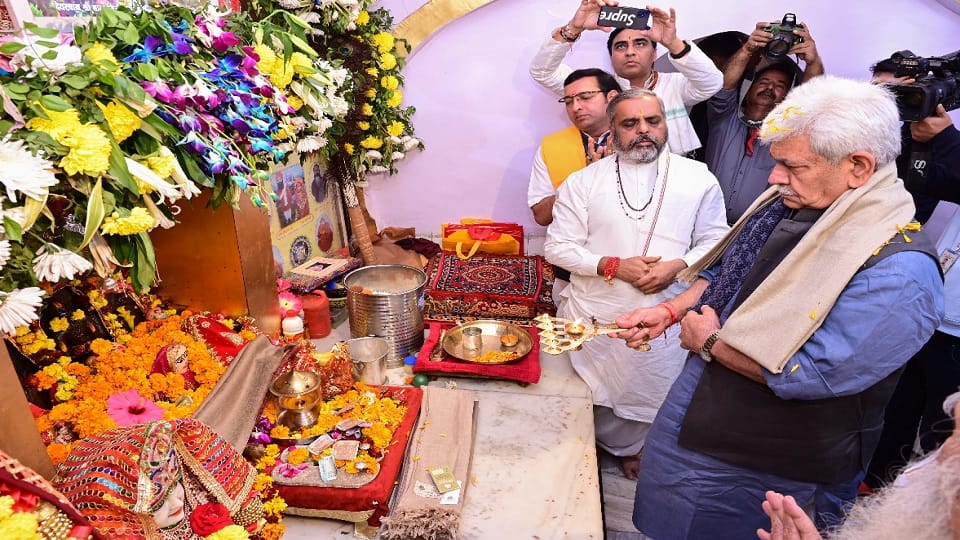 LG said, Baba Jitto sacrifice is exemplary for all