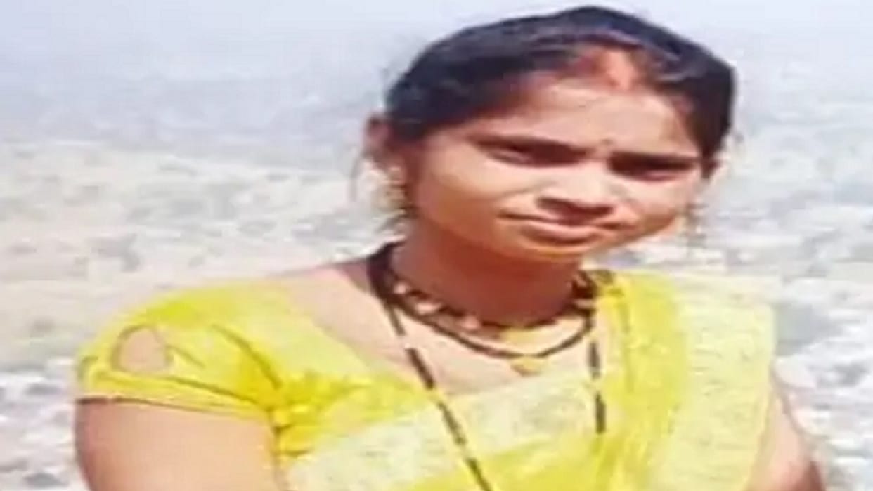husband kills wife by pushing her into ditch on character suspicion