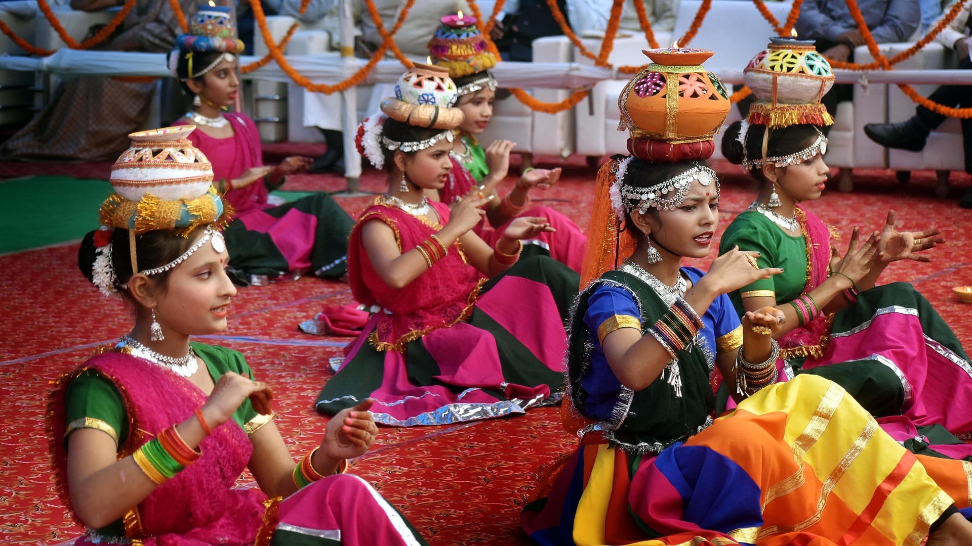 Governor Anandiben reached Sangamnagari, inaugurated cultural festival in Jwala Devi