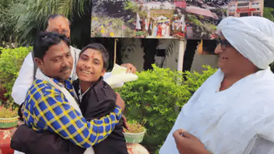 Ujjain Mahakal Temple: Father visits Mahakal in search of missing son for five months, vow fulfilled as soon a