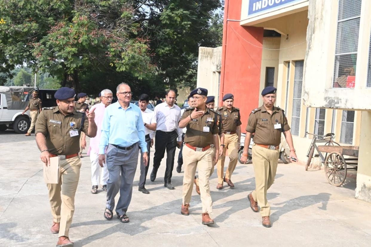 Kashi Tamil Sangamam varanasi Police Commissioner reviewed preparations in bhu