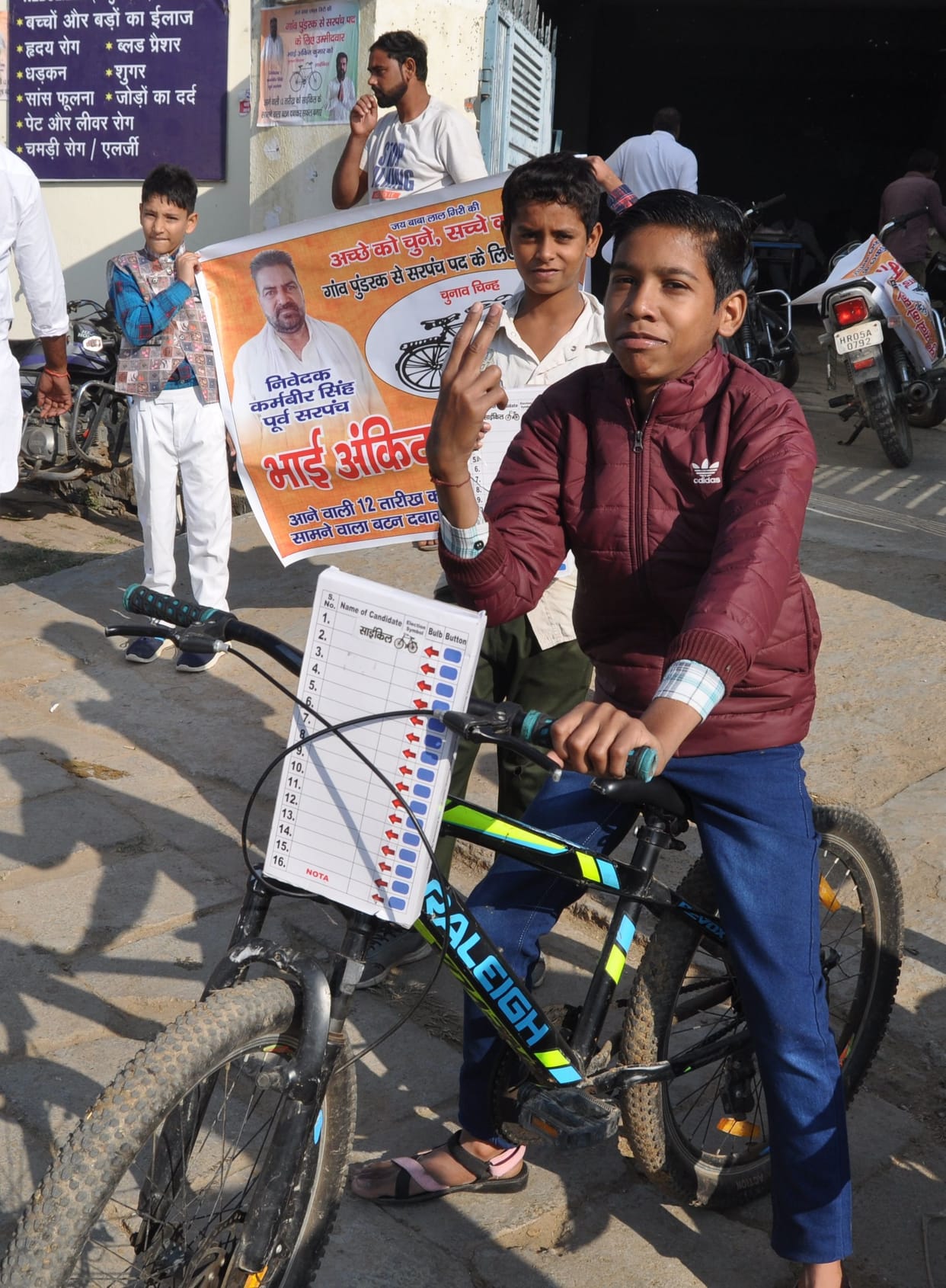 Children became star campaigners in elections, ran with dummy EVMs in hand